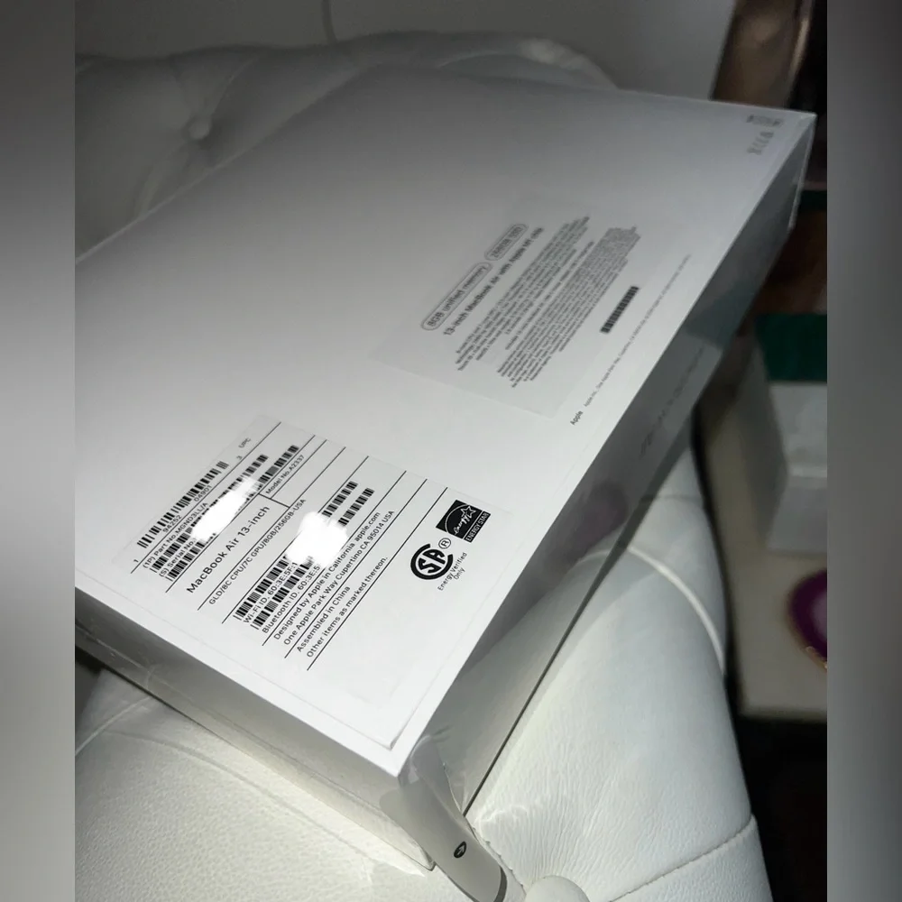 BNIB Apple MacBook Air 13.3 inch Laptop Rose Gold M1 Chip, 8GB RAM 256GB storage